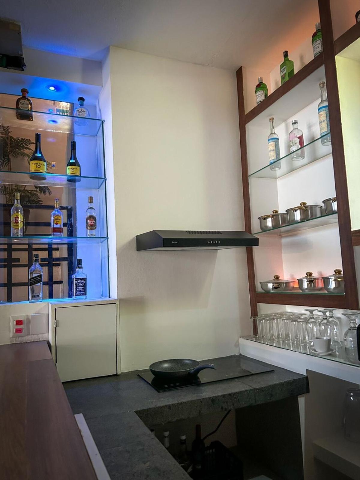 Spartacus Hostel Boutique For Men 푸에르토 발라타 외부 사진