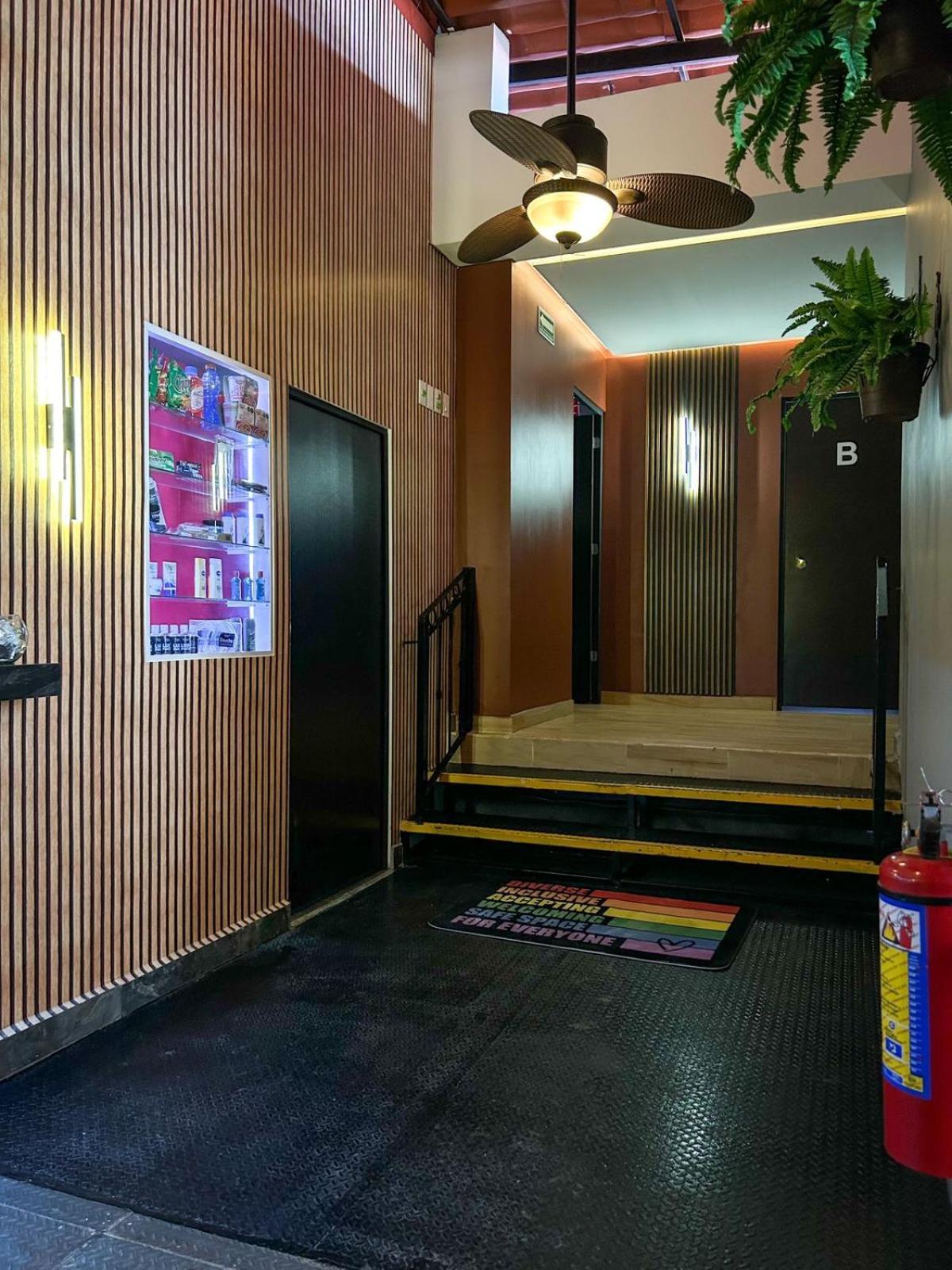 Spartacus Hostel Boutique For Men 푸에르토 발라타 외부 사진