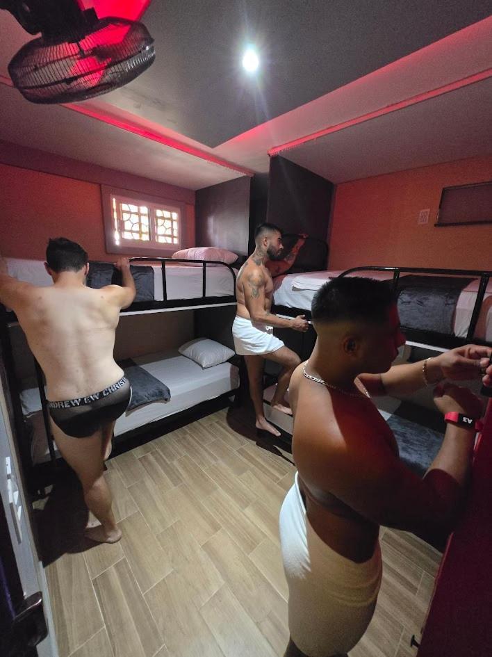 Spartacus Hostel Boutique For Men 푸에르토 발라타 외부 사진