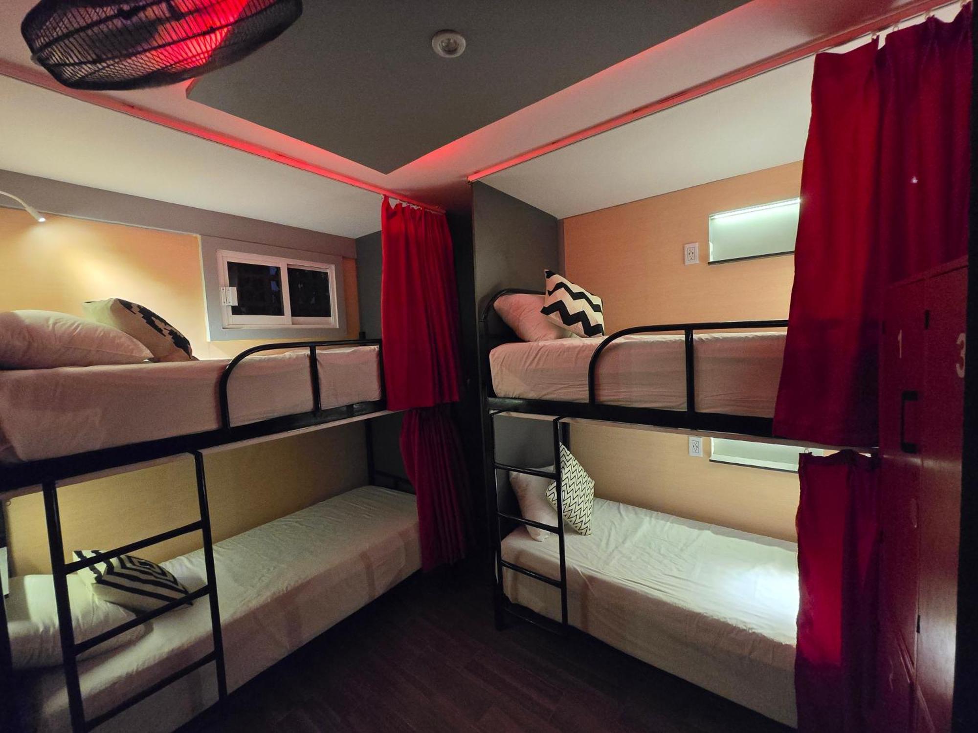 Spartacus Hostel Boutique For Men 푸에르토 발라타 외부 사진